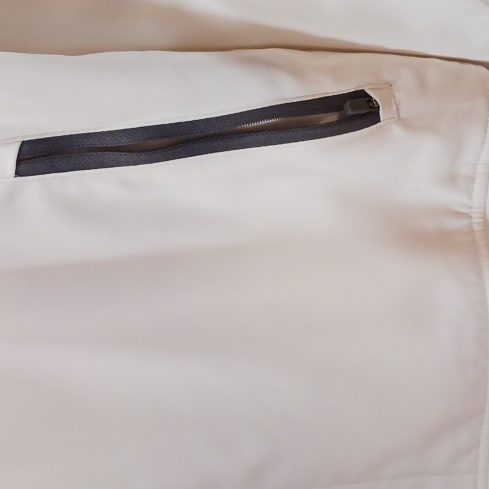 Dixon Dukes Men's St. John's Large Under Armor 1/2 Zip Soccer Jacket Siz… - Picture 8 of 17